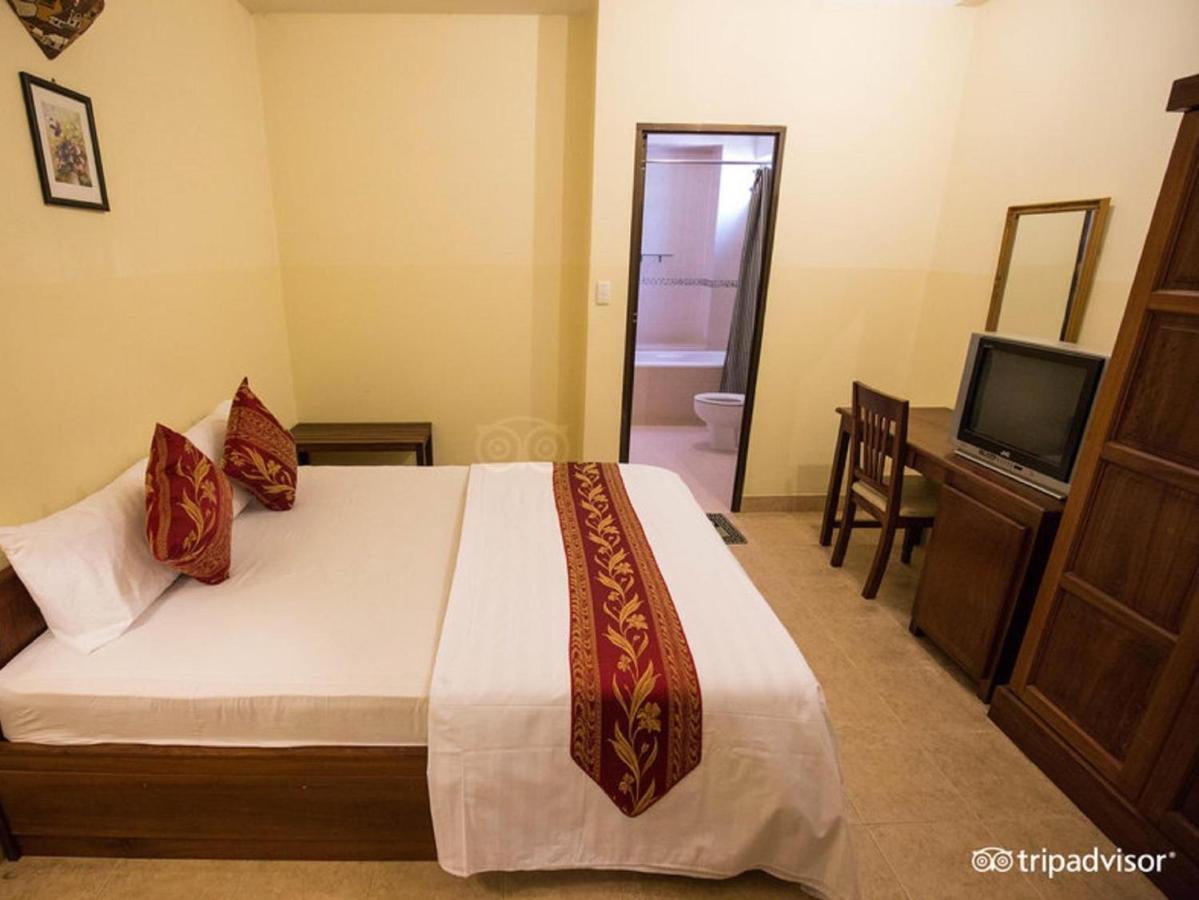 Caroline Hotel Ho Chi Minh City Exterior photo