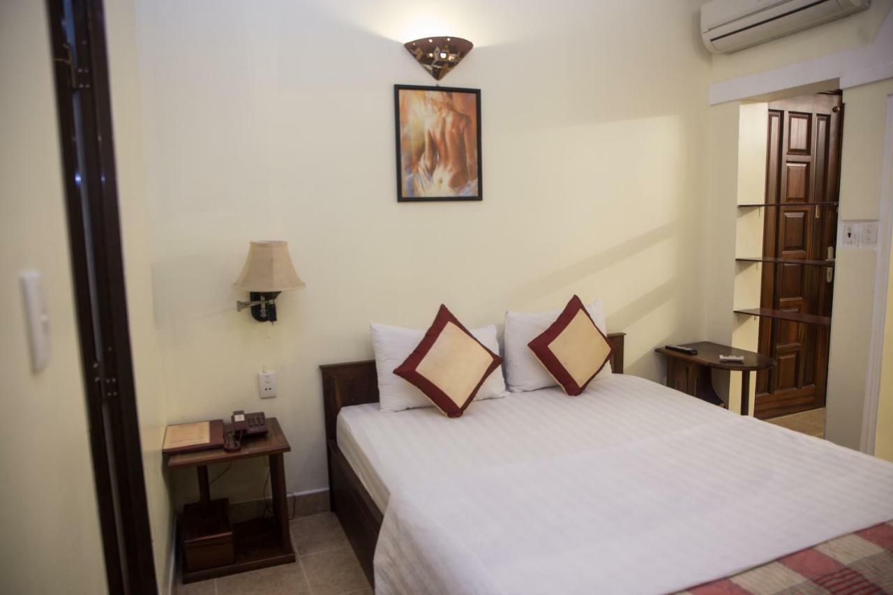 Caroline Hotel Ho Chi Minh City Exterior photo